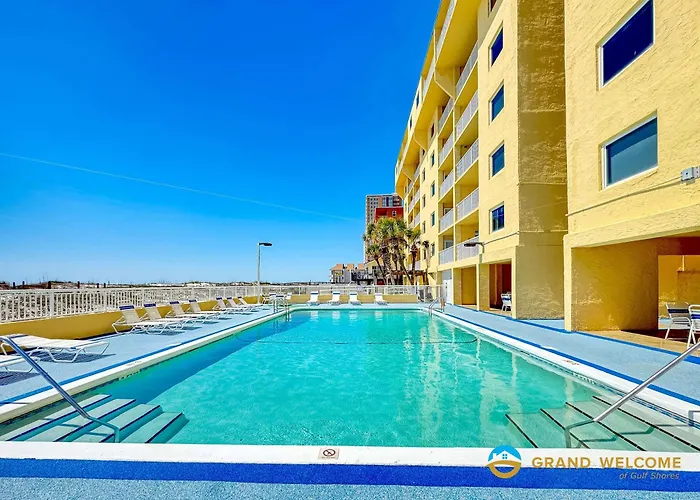 Driftwood Towers 4h - Beachfront Holiday home *