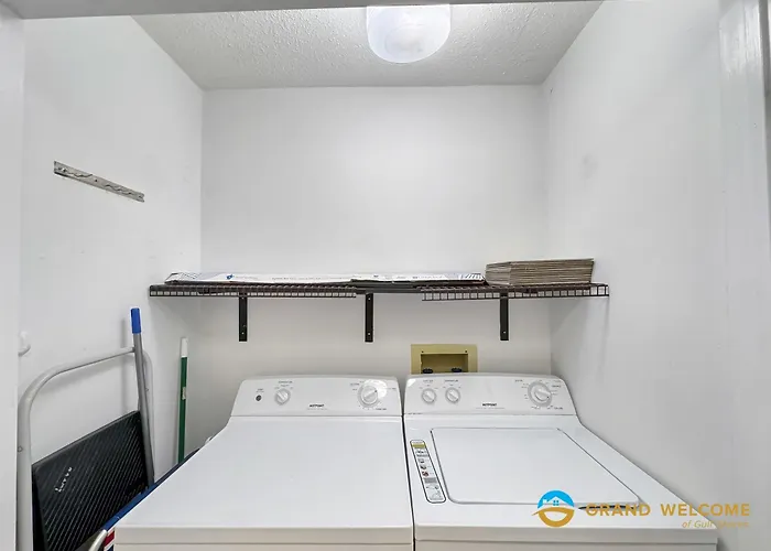 Driftwood Towers 4h - Beachfront * Gulf Shores